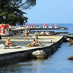 Apartments With A Parking Space Umag - 15941